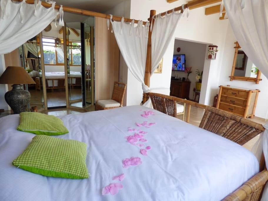 Villa La Isla By Rentaholidayslanzarote Playa Blanca  Buitenkant foto
